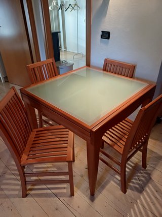 Tavolo allungabile legno e vetro
