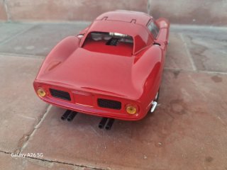 Ferrari 250 LM hot wheels 1/18