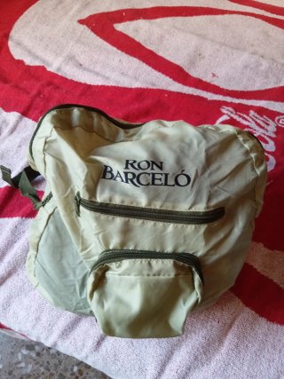 Mochila Ron Barceló Beige