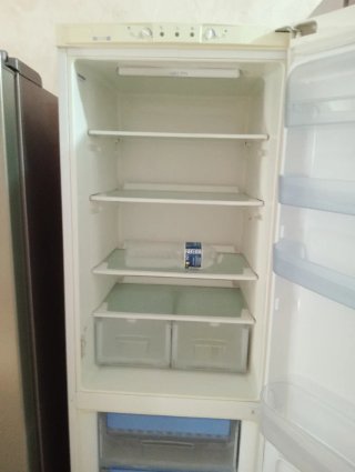 Frigorífico Indesit Blanco Combi