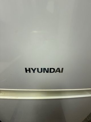 Nevera HYUNDAI 213L con congelador + factura