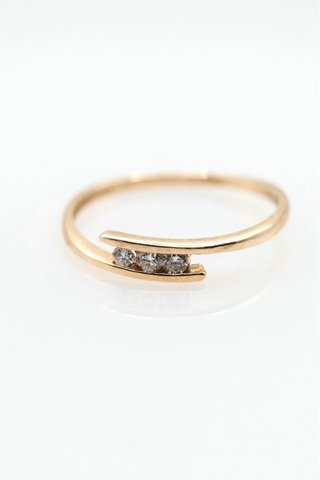 Anillo de Oro 18k con Brillantes