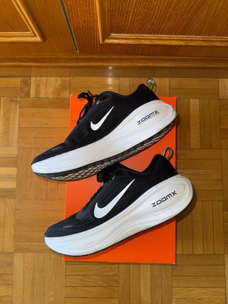 Zapatillas Nike Vomero Plus Negras Talla 42