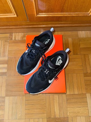 Zapatillas Nike Vomero Plus Negras Talla 42