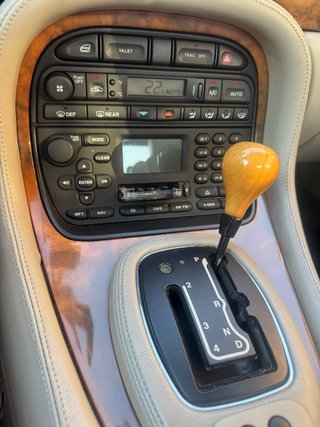 Jaguar XJ8 Executive