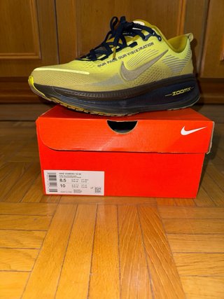 Zapatillas Nike Vomero 18 Talla 42