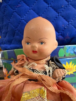 Antiguo muñeco Juanín porcelana fija Menina