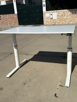 Escritorio Elevable Ahrend Manual
