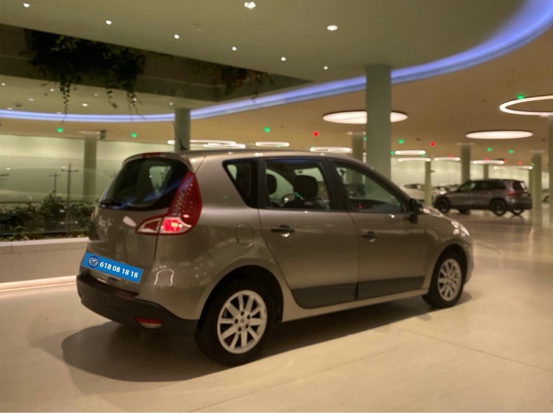 Renault Scénic 1.6 Emotion 2010, foto 5