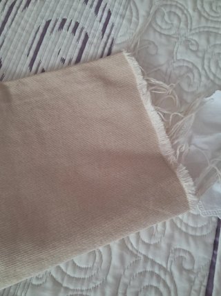 Pantalón Zara beige mujer