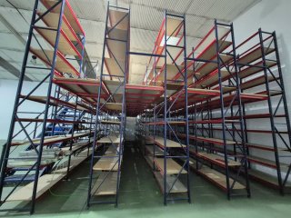 Scaffalature metalliche