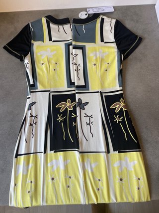 Vestido estampado floral talla M