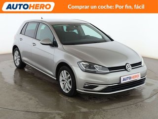 Volkswagen Golf 1.0 TSI Advance