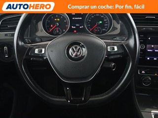 Volkswagen Golf 1.0 TSI Advance