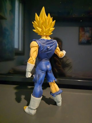 Figura Majin Vegeta Masterlise