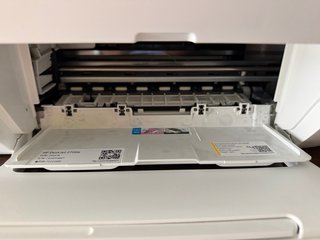 Stampante HP DeskJet 2720e