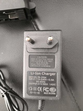 Taladro Atornillador Inalámbrico 21V