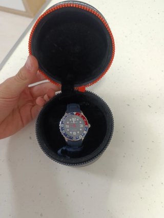 Reloj Neckmarine Azul y Rojo