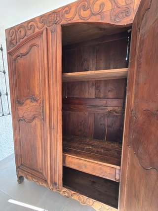 Armario antiguo madera tallada provenzal
