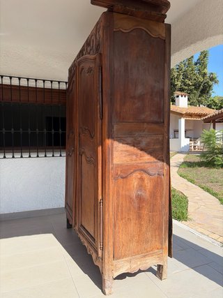 Armario antiguo madera tallada provenzal