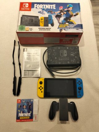 Nintendo Switch Edición Espec Fortnite+Regalo