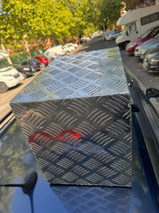Cajón herramientas aluminio bajo carrocería