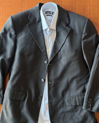 Traje Negro Milano con Camisa de regalo