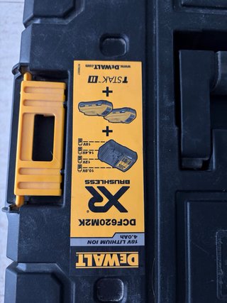 Atornillador Pladur DeWalt XR cargador y baterias