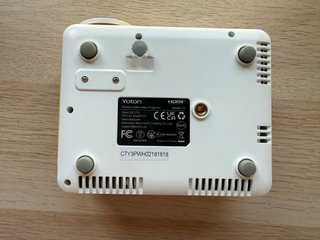 Proyector portátil YOTON Y3 blanco y amarillo – HD