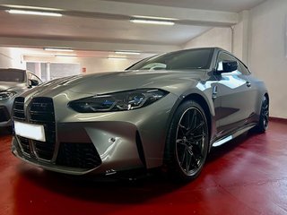 BMW M4 COMPETITION