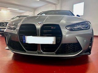 BMW M4 COMPETITION