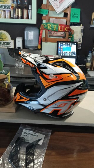 Capacete Airoh Aviator