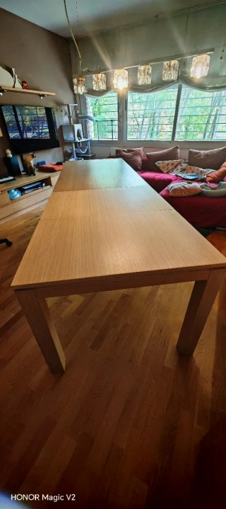 Conjunto mesa y 4 sillas madera y tela