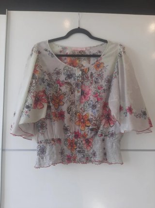 Blusa de Verano Estampada Peace & Love