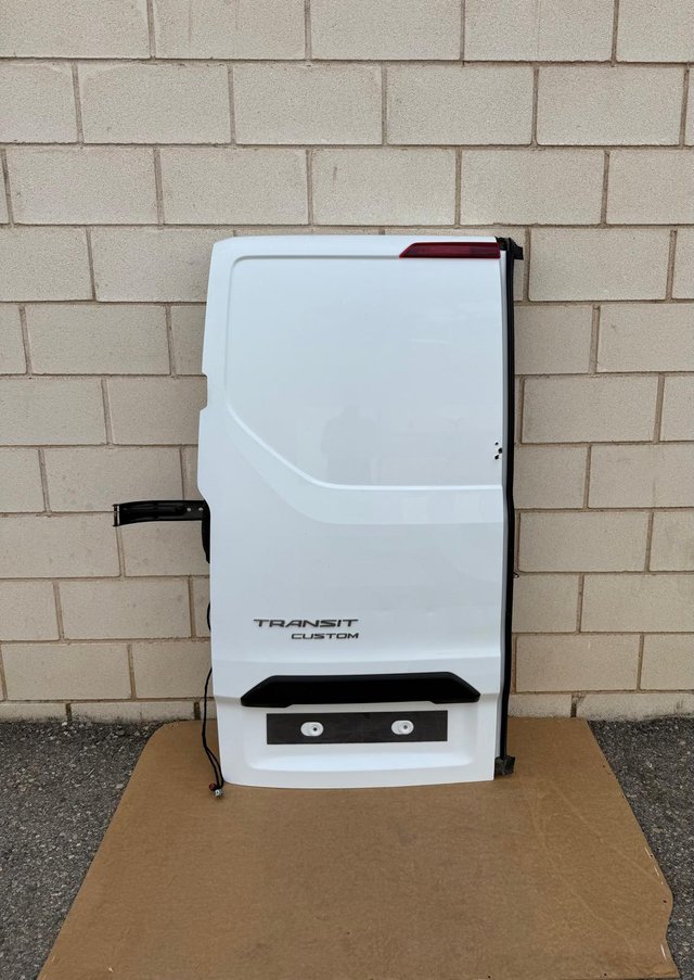PUERTA TRASERA IZQUIERDA FORD TRANSIT CUSTOM V362