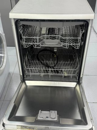 LAVAVAJILLA balay 60cm con garantia