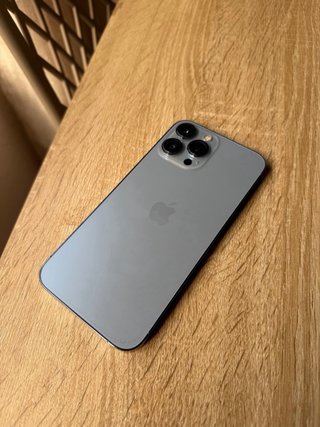 iPhone 13 Pro Max 256GB Azul + cargador Apple