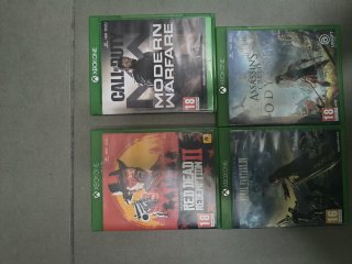 Xbox One: Call of Duty, Assassin's Creed, Red Dead
