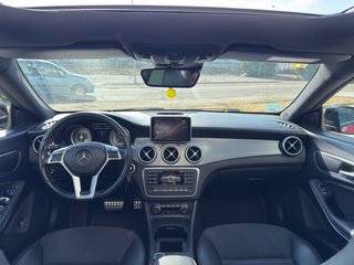 SE VENDE MERCEDES CLA 220CDI AMG DEL 2015