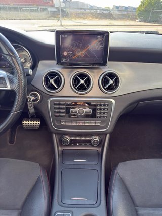 SE VENDE MERCEDES CLA 220CDI AMG DEL 2015