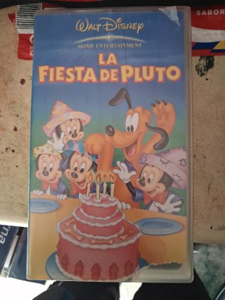 VHS La Fiesta de Pluto y La Sirenita