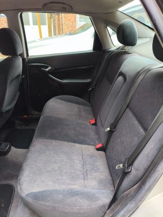 Ford Focus 2000