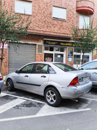 Ford Focus 2000