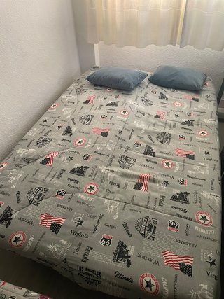 Sofá Cama con cajonera y 2 cojines