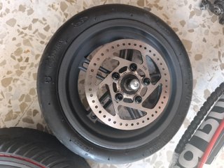 Rueda trasera patinete eléctrico