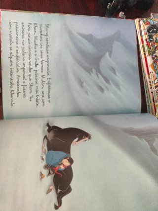 Libro "Mulan" en gallego