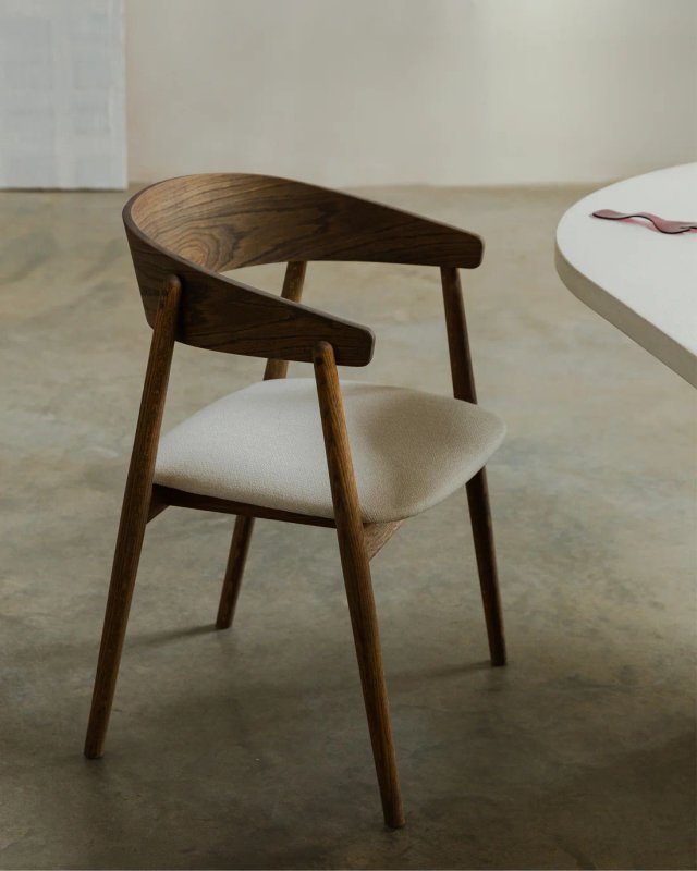 Silla Olea Hannun Madera Maciza Tapizada