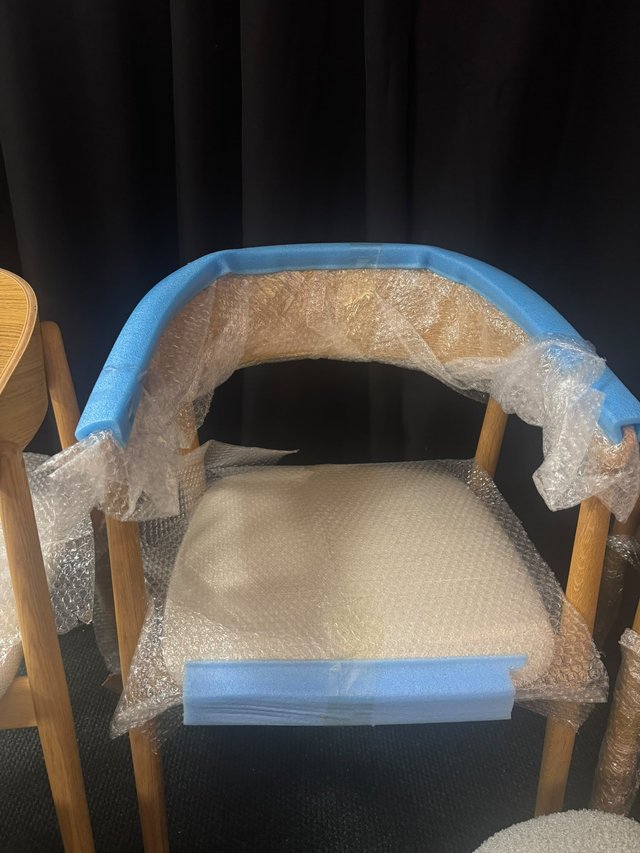 Silla Olea Hannun Madera Maciza Tapizada