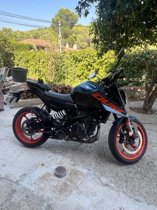 KTM Duke 125