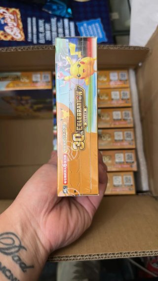 Pokémon 30th Celebration Caja Sellada